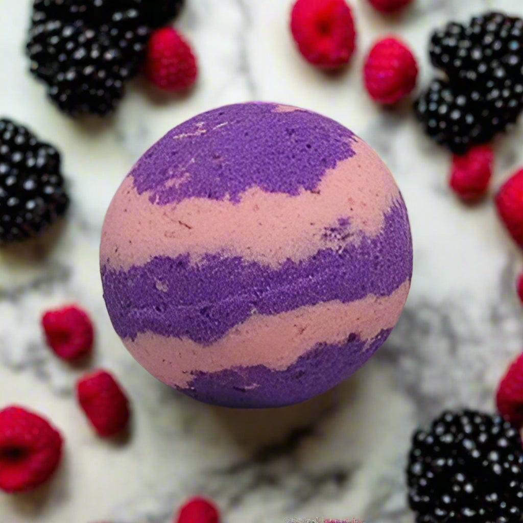 Black Raspberry Vanilla | Foaming Bath Bomb