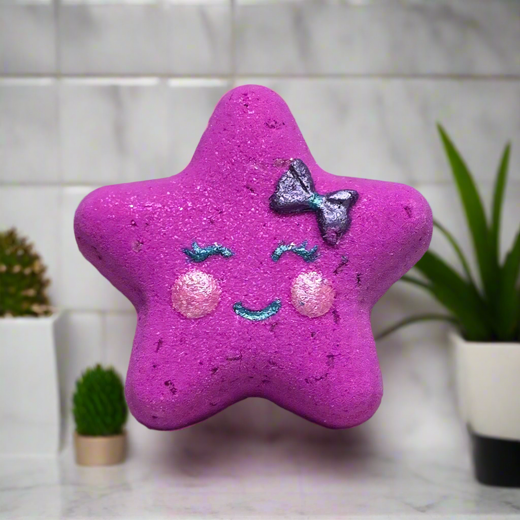 Gabby Star | Hand Painted Bath Bomb