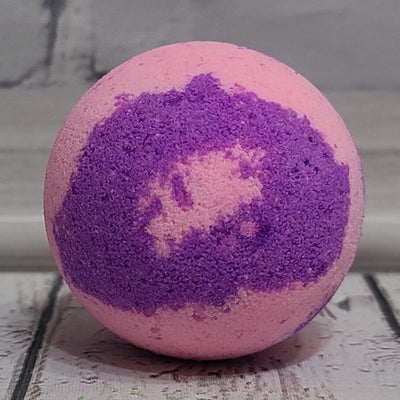 cherry bomb Foaming Bath Bomb