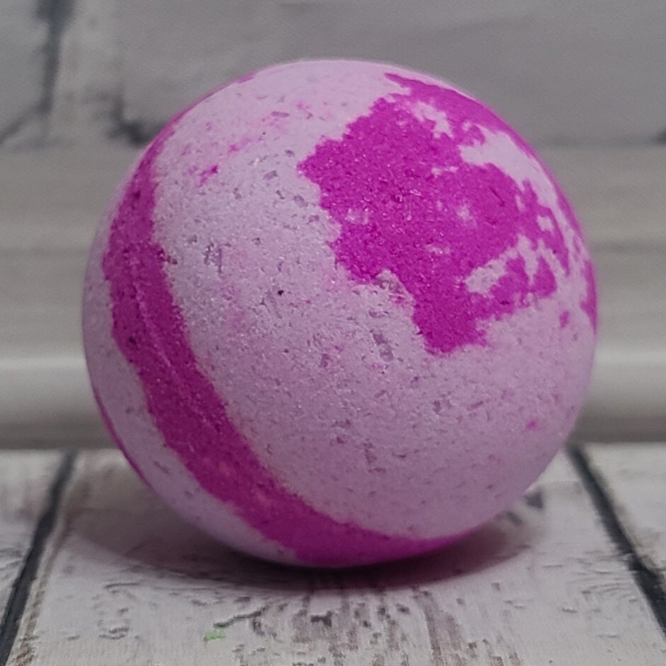 Champagne Kiss | Foaming Bath Bomb
